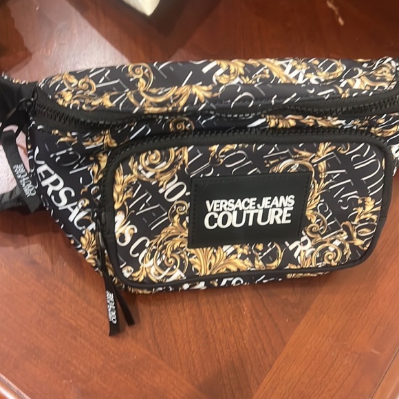 Versace Jeans Couture Range Logo Couture Print authentic unisex limited edition - Picture 6 of 14